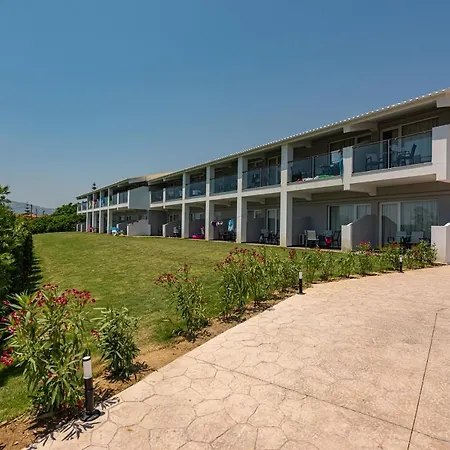 Hotel Caretta Island