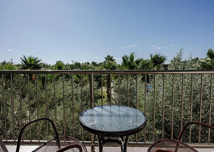 Caretta Island Hotel 4*