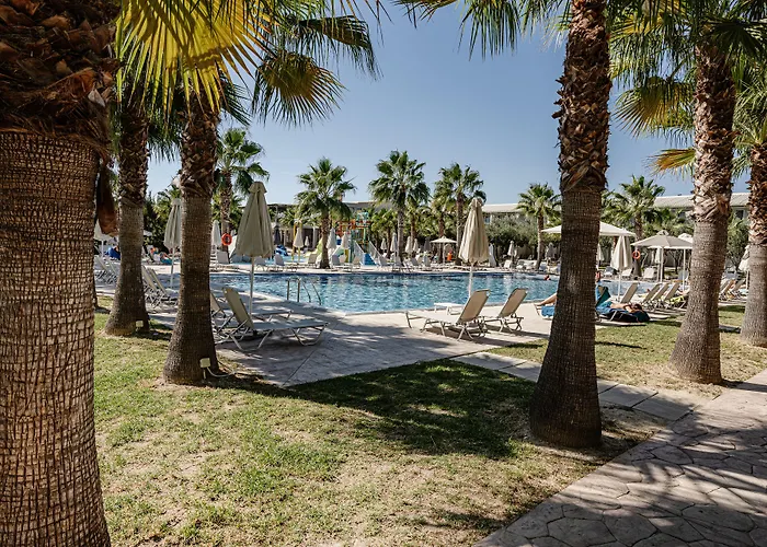 Caretta Island Hotel 4*