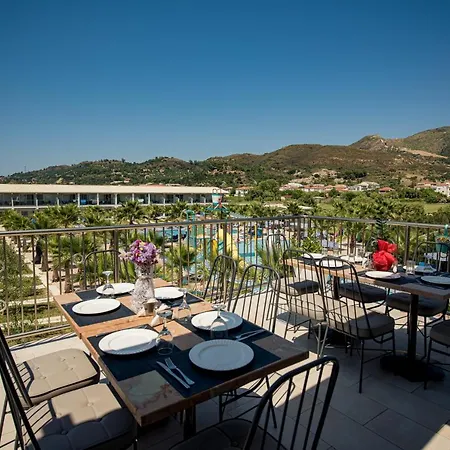 Caretta Island 4*